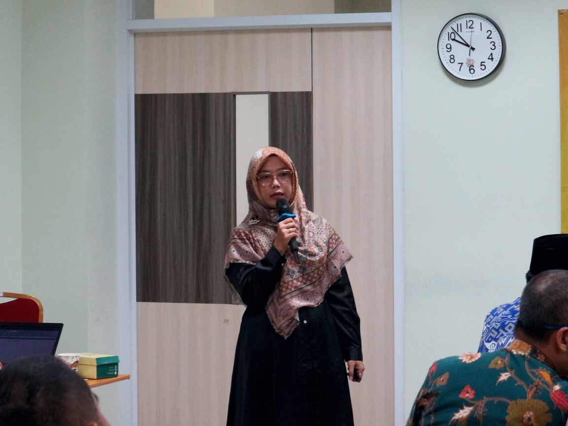 dekan feb dalam RAKERTA FEB UNIMUS 2025-2026