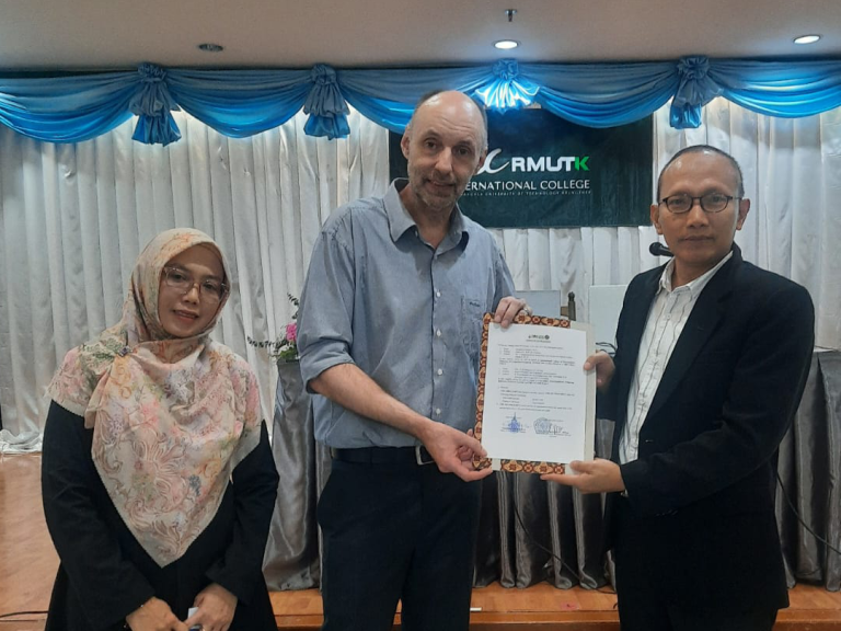 Hibah Riset Kolaboratif Internasional: FEB UNIMUS Gandeng RMUTK Thailand